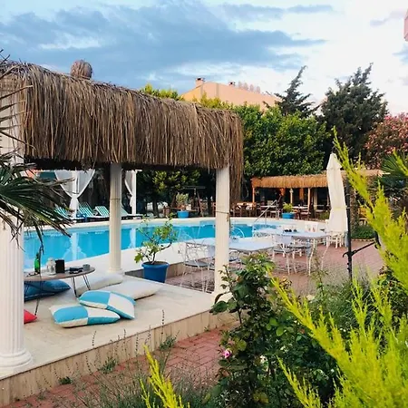 Otel Cunda Leo Boutique & Pool