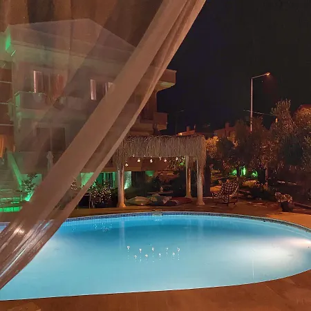 Cunda Leo Boutique & Pool Otel