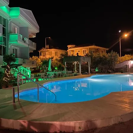 Cunda Leo Boutique & Pool Otel *