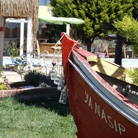 Cunda Leo Boutique & Pool