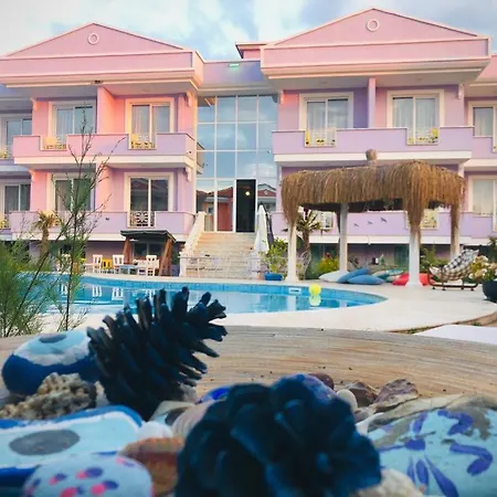Cunda Leo Boutique & Pool *