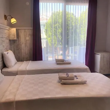 Cunda Leo Boutique & Pool Отель